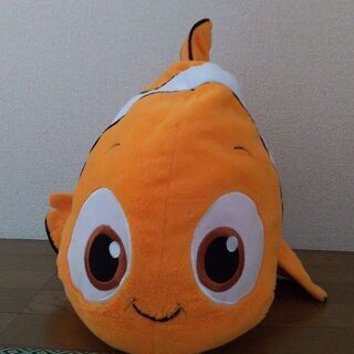 ■中古美品「ファインディングニモ　ぬいぐるみ大」の画像