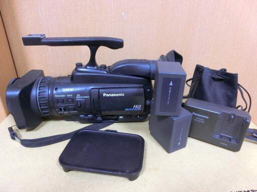 パナソニック業務用ビデオカメラAG-HMC45Aとワイドコンバージョンレンズと大容量バッテリー２個と充電器