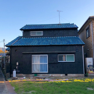 一軒家　5DK＋倉庫付き！ リフォーム済　ペット可　30坪の広々...