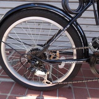 折りたたみ自転車　20インチ　6段切り替え　自転車の画像