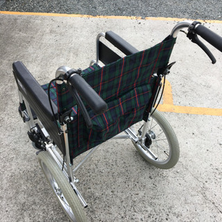 MIKI 介助式 車椅子の画像