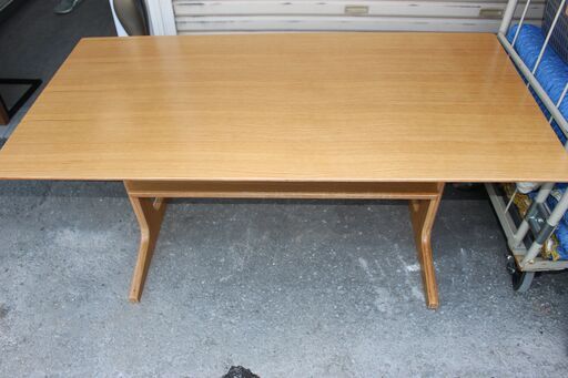 新生活応援！ MUJI 無印良品 リビングでのダイニングでも使えるテーブル★特別価格★大田区、品川区 配送・設置無料★直接引取歓迎