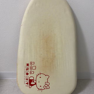 アイロン（アイロン台も付けます）の画像