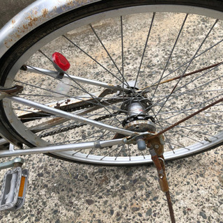シルバー自転車　27インチ　3段切替えの画像