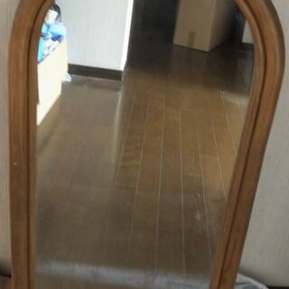 値下げ交渉可　籐の縁ミラーの画像