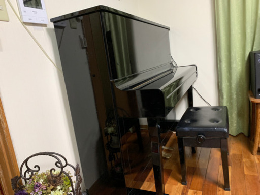 ピアノ売ります。