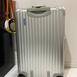 本日まで。リモワ スーツケース 63リットル 青ロゴ トパーズ