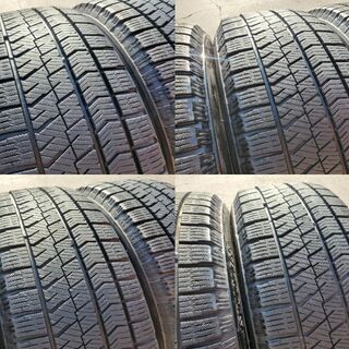 フォルクスワーゲン純正 16インチ ブリヂストンスタッドレス付き