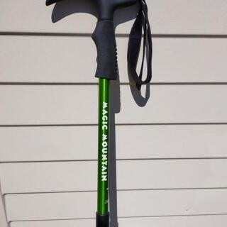 新品 トレッキングポール magic mountain グリーンの画像