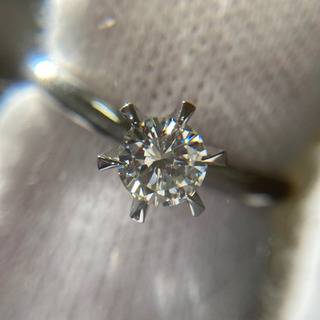 【早期取引希望】ダイヤリング 大粒0.48ct