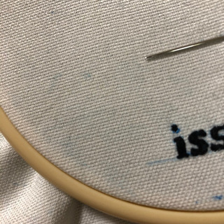 刺繍が得意な方！アルファベットで刺繍をいれたいのですが…