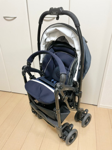 美品 combi コンビ メチャカルハンディ オート4キャス エッグクッション ②