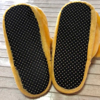 
プーさんのスリッパの画像