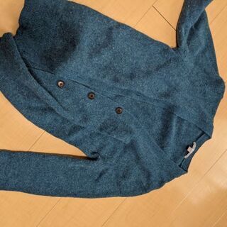 ユニクロ　カーディガンの画像