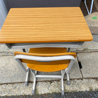 小学校の机椅子セット