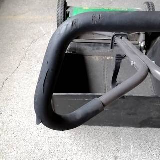 手押し手動芝刈り機の画像