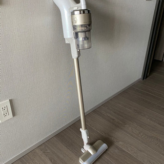 東芝スティック型サイクロン掃除機