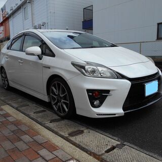 プリウス　Gs　ナビ・バックカメラ！！！