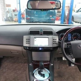 マークＸ ２５０Ｇ　Ｌパッケージ　車高を落とせばもっと引き締まりますね♪の画像