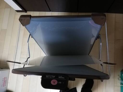 東芝　ズボンプレッサー HIP-T12