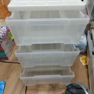 3段チェスト　透明ケースの画像