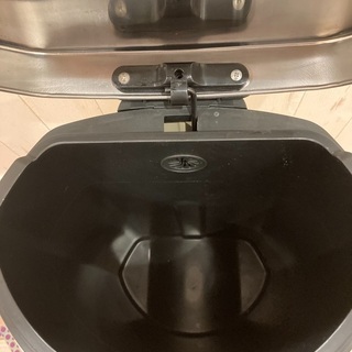 ゴミ箱の画像
