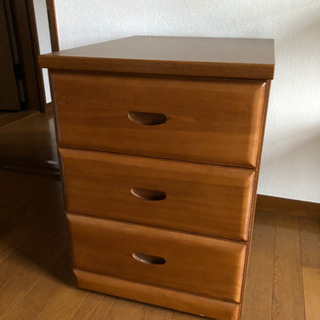 【差し上げます】デスクワゴン　キャビネット