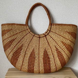 ベネトンのカゴバック