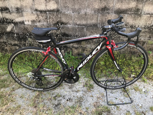 カスタムロードバイク RIDLEY HELIUM（重量約6キロ）