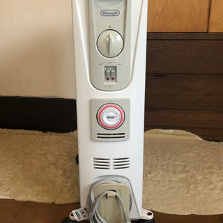 イタリア製 DeLonghi (デロンギ) オイルヒーター