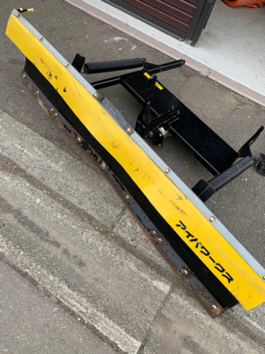 スノープラウ　排土板　除雪　軽トラ