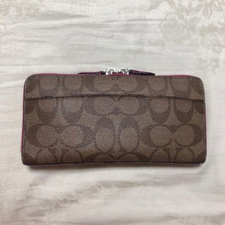 coach 長財布の画像