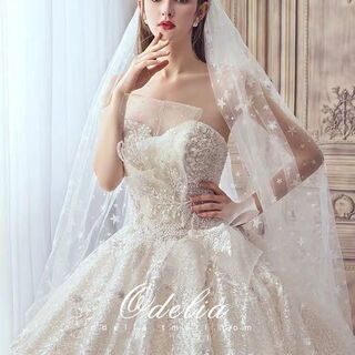 ウェディングドレス 　結婚式　花嫁の画像