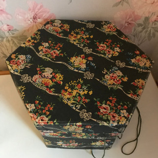 アンティークフラワーリボン柄ボックス🌟の画像