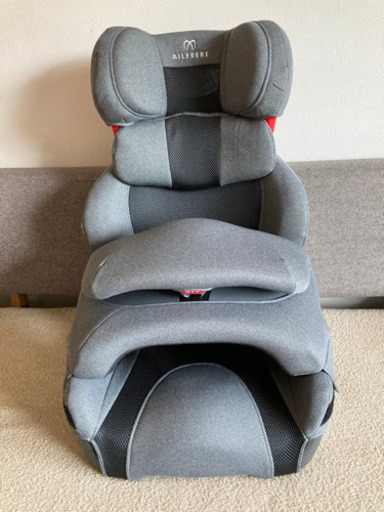 新品チャイルドシート  エールベベ・サラット3ステップクワトロプレミアW ナチュラルグレー