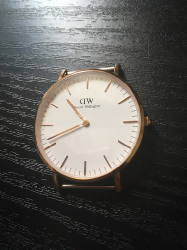 danielwellington 文字盤のみ、箱なし。