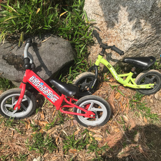 バランスバイク　子供用キックバイク　ランニングバイク　自転車に移...