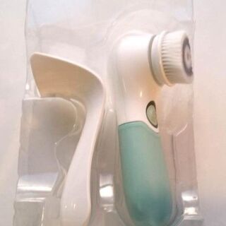 タッチビューティー　洗顔ブラシの画像