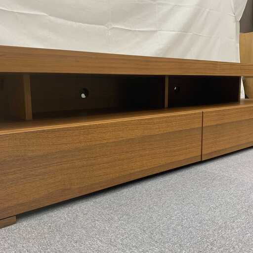 テレビ台