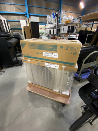 未使用品!!大容量5.6kW ダイキン ルームエアコン 200V AN56XEP-W/AR56XEP 15~18畳用 格安配送可能!!