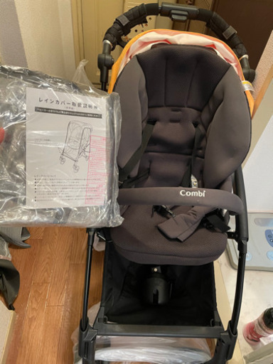 ベビーカー combi