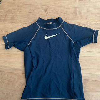 NIKE ラッシュガード　ネイビー