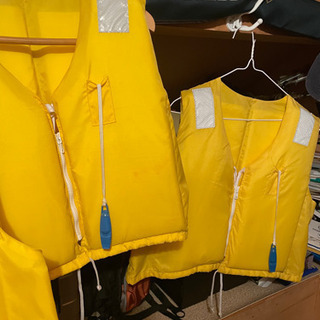 救命胴衣　３つの画像