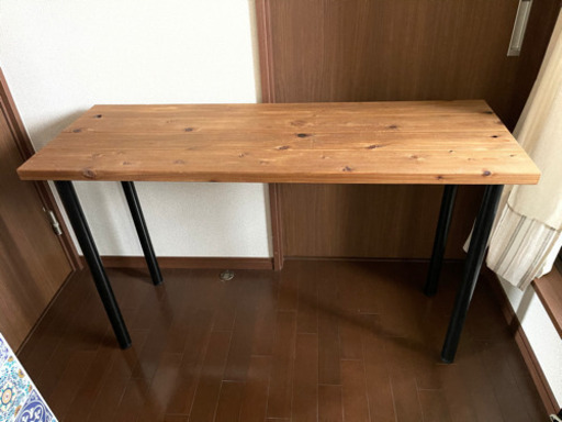 作業机、パソコン机、テーブルなど使い方いろいろ