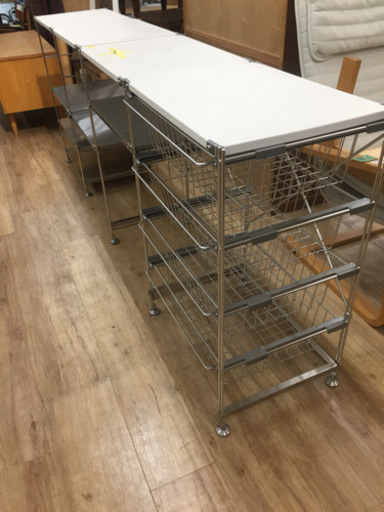 無印良品ユニットシェルフ（ホワイト×シルバー）です。【トレファク東大阪店】
