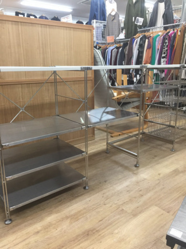 無印良品ユニットシェルフ（ホワイト×シルバー）です。【トレファク東大阪店】