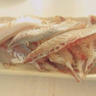 『鮮度の良い鯵ってこんなに身が白いの！？』の画像