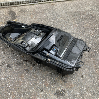 マジェスティ　sg15j メットインパーツ