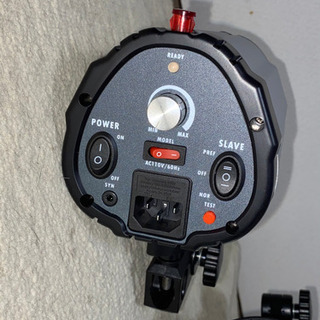 (お譲り先決まりました》)スタジオ撮影用　ストロボ＆アンブレラ　SETの画像