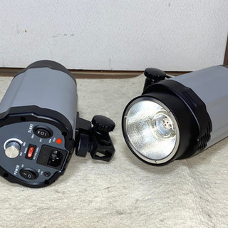(お譲り先決まりました》)スタジオ撮影用　ストロボ＆アンブレラ　SETの画像